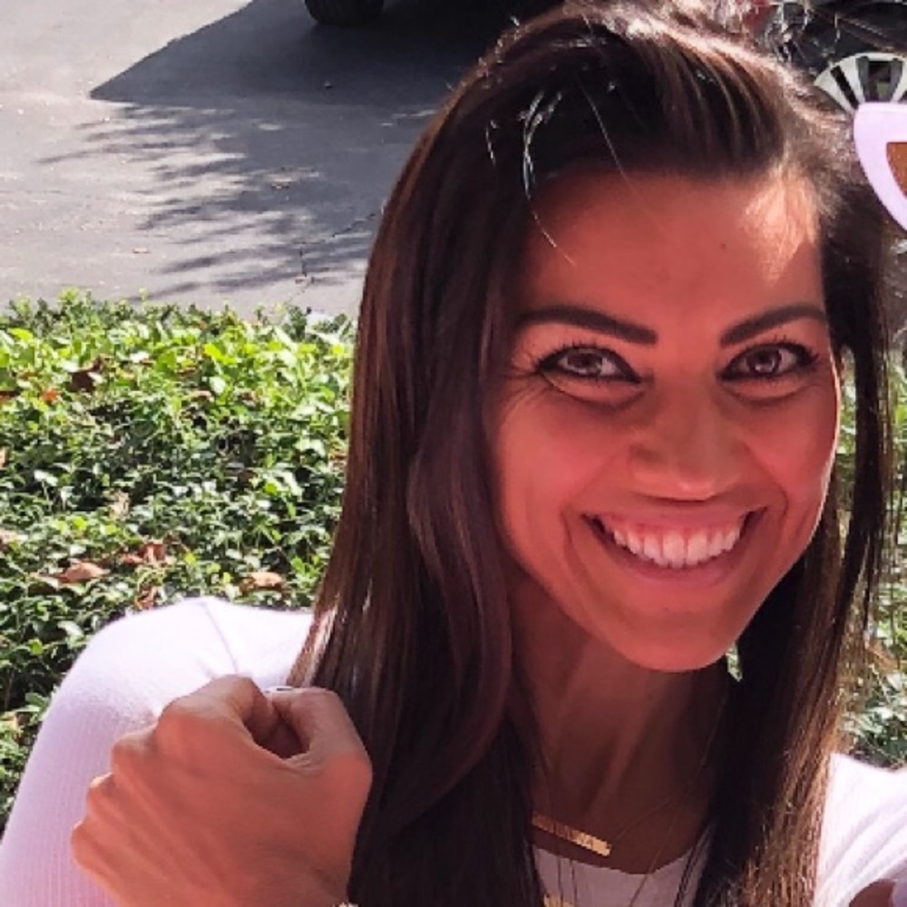 Meet your Posher, Danielle